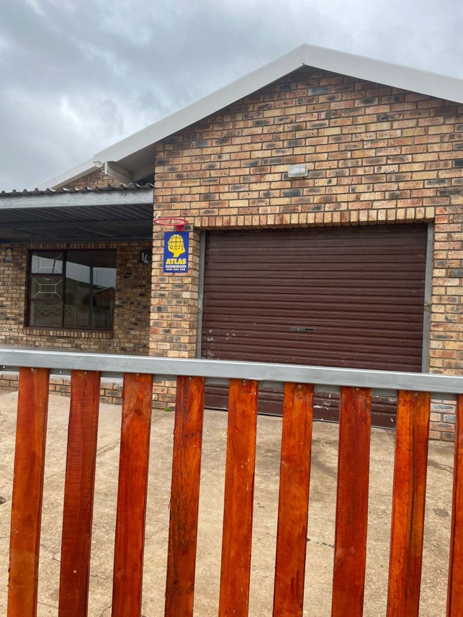  Bedroom Property for Sale in Azalea Park Eastern Cape